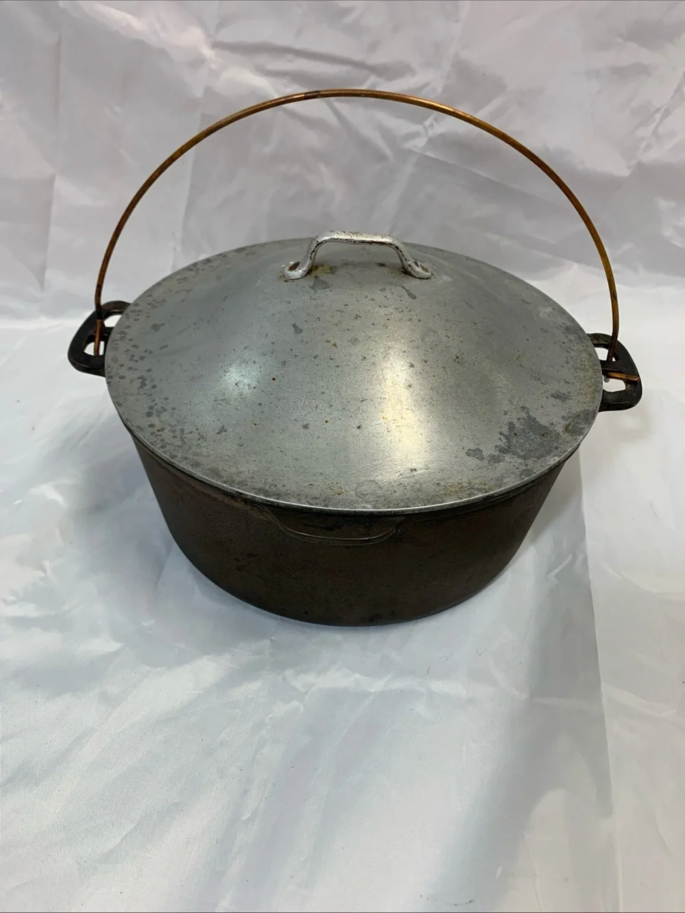 VTG WAGNER WARE SIDNEY O 1268 C CAST IRON DUTCH OVEN + LID BAIL HANDLE 1924 - 35